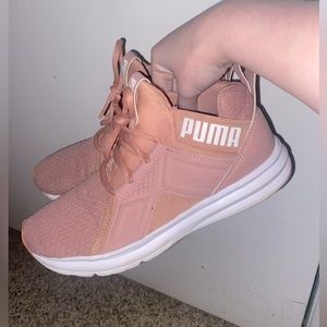 Women’s Puma Tennis Shoes